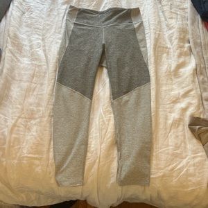 gray two-tone outdoor voices 3/4 leggings size L